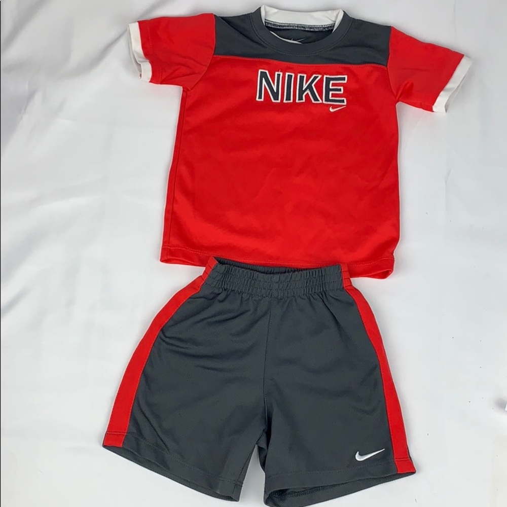 Nike Outfit 24 months